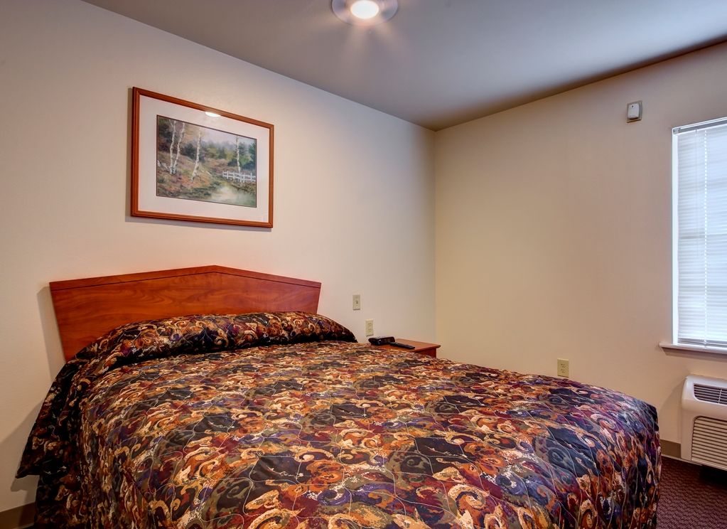 Woodspring Suites | North Charleston Airport I-526 Bilik gambar