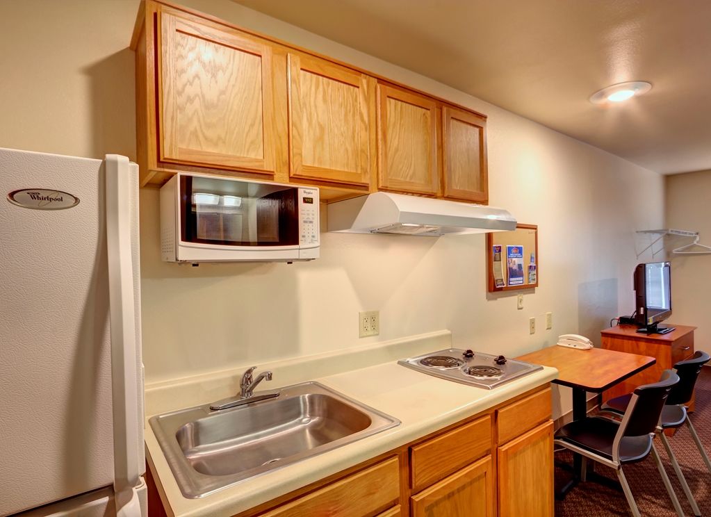 Woodspring Suites | North Charleston Airport I-526 Bilik gambar