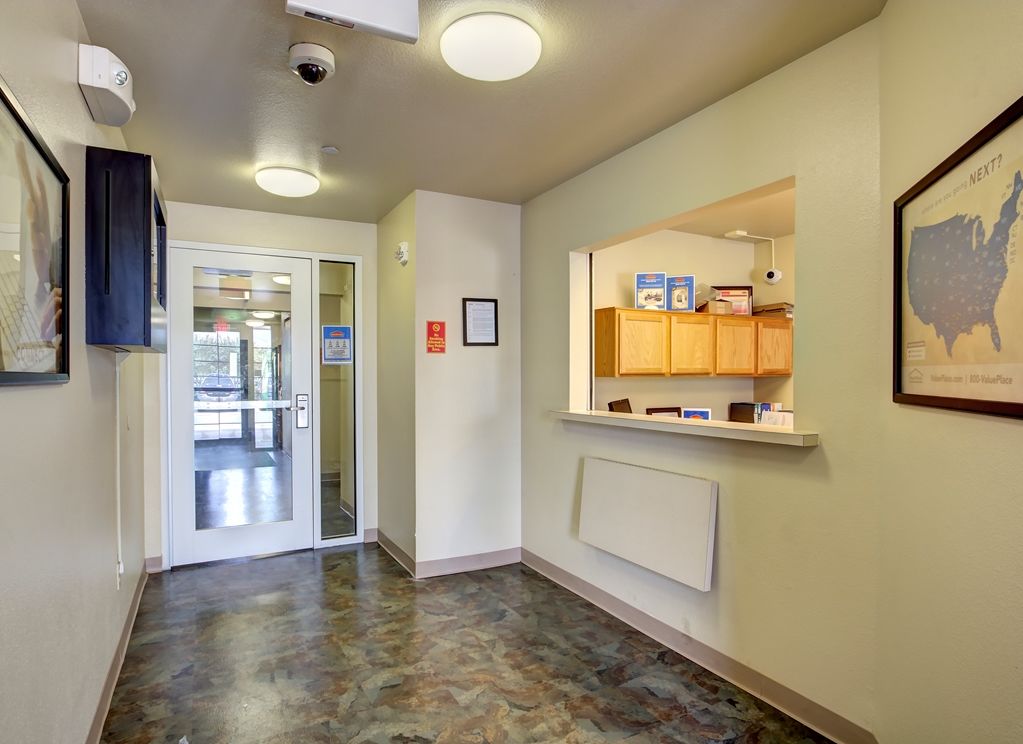 Woodspring Suites | North Charleston Airport I-526 Dalaman gambar