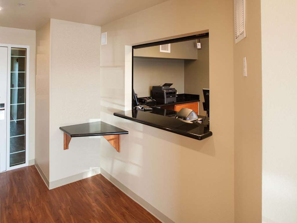 Woodspring Suites | North Charleston Airport I-526 Dalaman gambar