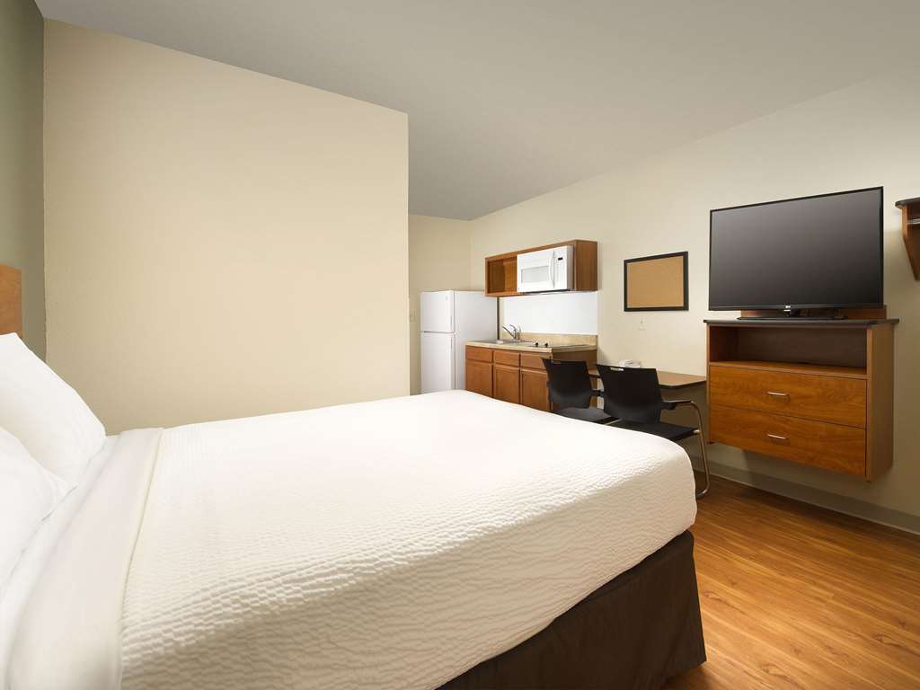 Woodspring Suites | North Charleston Airport I-526 Bilik gambar